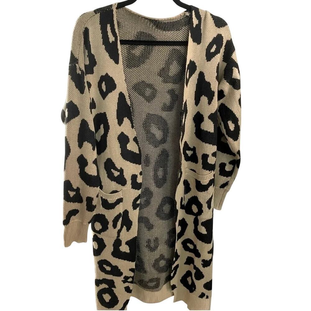 Vestidos‎ open front leopard print duster women’s medium w/2 hip pockets